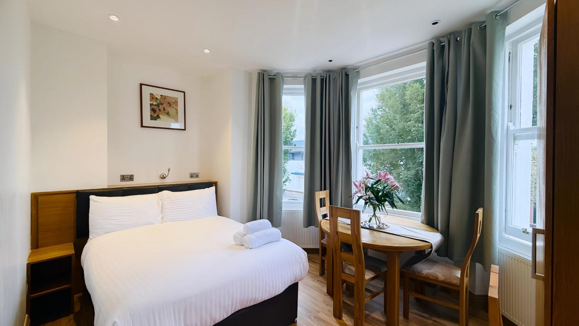 Osborne Aparthotel 伊斯特布恩 外观 照片