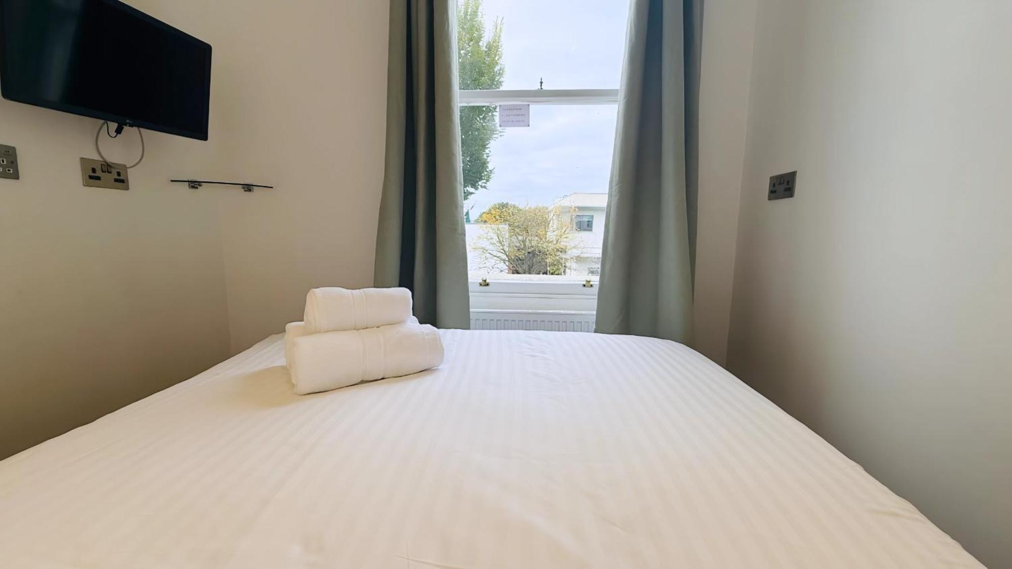 Osborne Aparthotel 伊斯特布恩 外观 照片