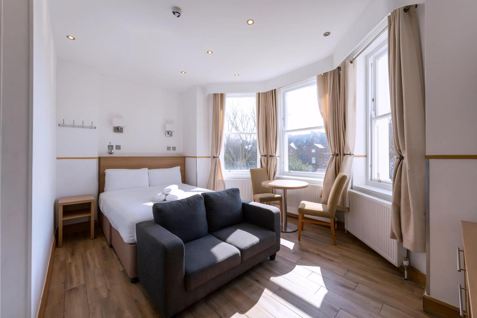 Osborne Aparthotel 伊斯特布恩 外观 照片